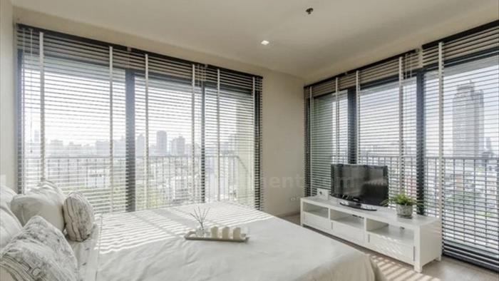 condominium-for-rent-noble-solo