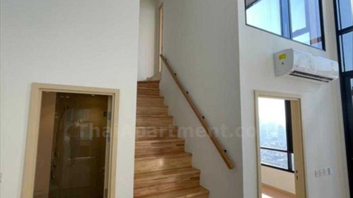  image1