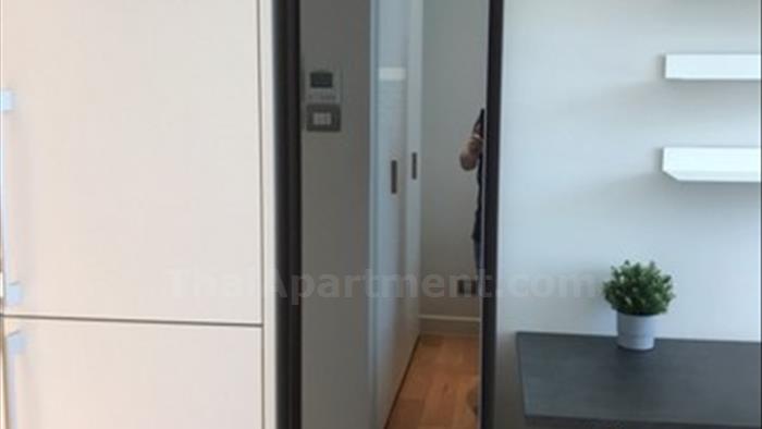 condominium-for-rent-sindhorn-residence