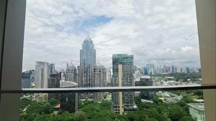 condominium-for-rent-sindhorn-residence