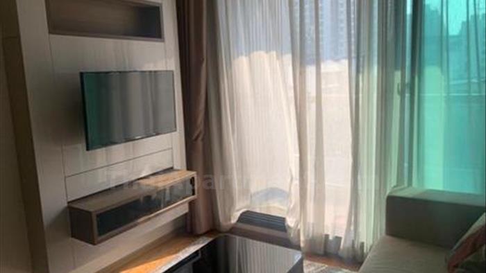 condominium-for-rent-the-address-sathorn