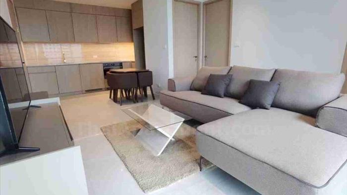 condominium-for-rent-the-lofts-silom