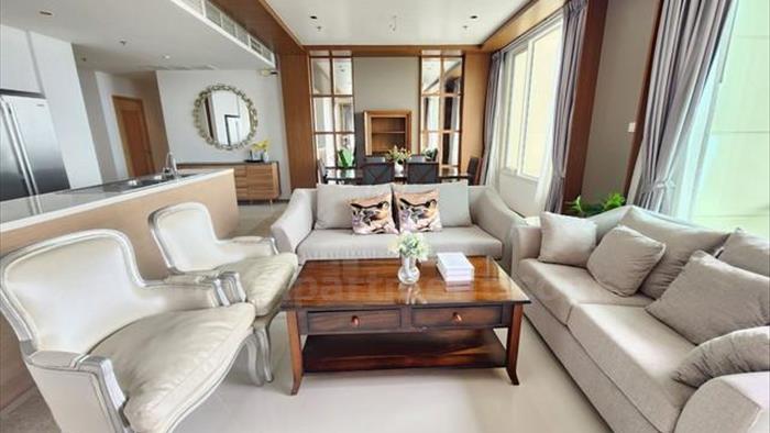 condominium-for-rent-the-empire-place-