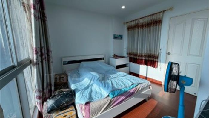  image1