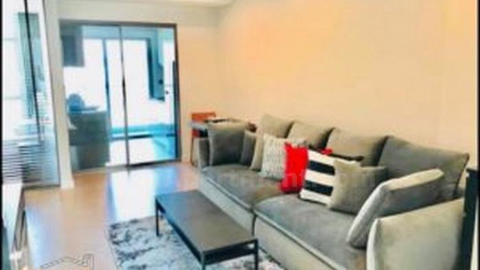 condominium-for-rent-the-room-charoenkrung-30