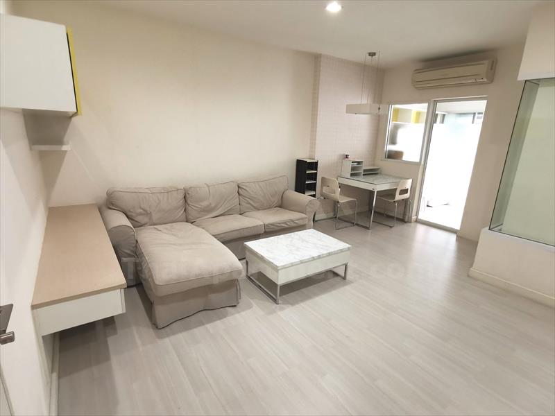 condominium-for-rent-the-room-ratchada-ladprao