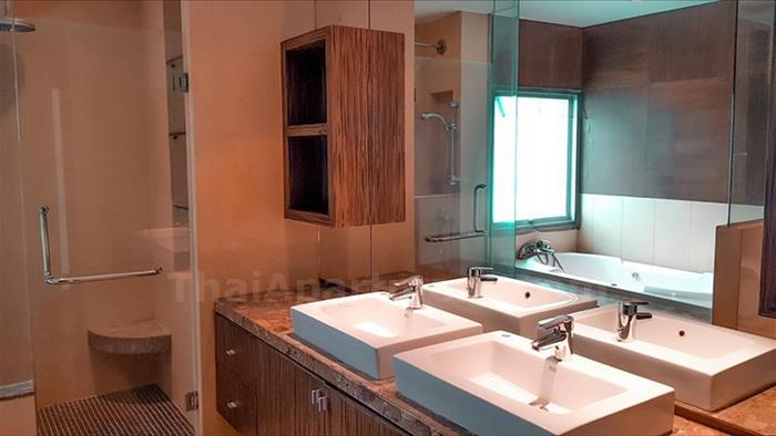 condominium-for-rent-royal-residence-park