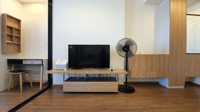  image1