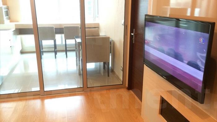 condominium-for-rent-the-address-asoke-
