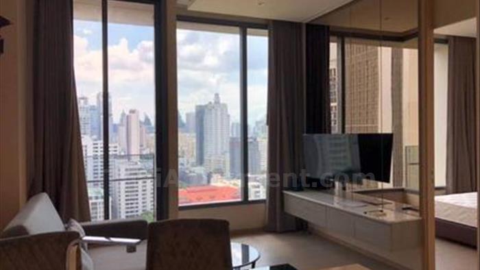 condominium-for-rent-the-esse-asoke