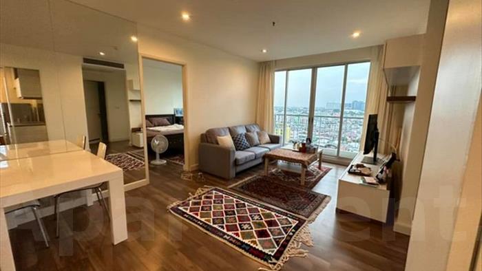 condominium-for-rent-the-room-sathorn-taksin