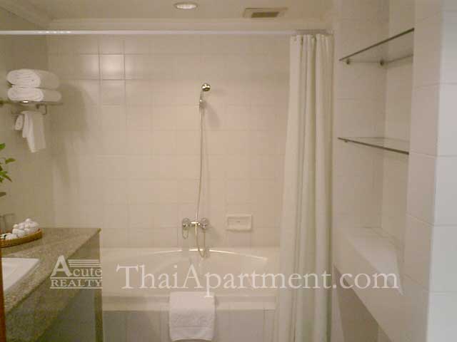 Pantip Suites Sathorn image 20