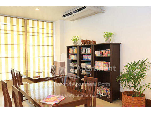 J Town Serviced Apartments image 6