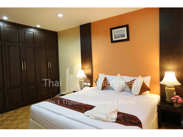 J Town Serviced Apartments image 9