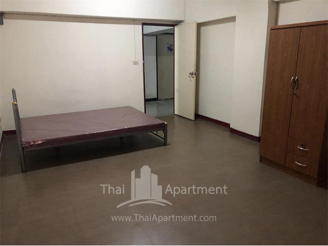 Thanapol Apartment image 5