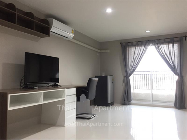 PJ Place Apartment บริการห้องพักรายวัน-รายเดือน ใกล้นิคมเวลโกร์ว-Double A เฟอร์ครบ ห้องแอร์ พร้อมที่จอดรถ  image 3