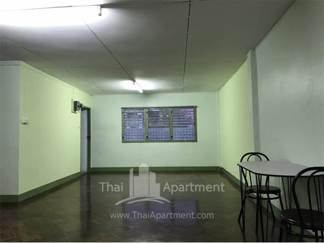 Apartment Khun Koi image 2