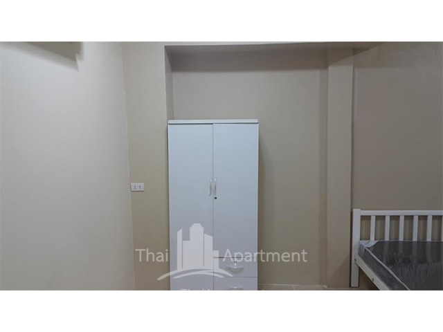 Room for rent at Chan 35 Sathorn image 5
