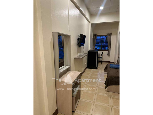 Maha Apartment image 5