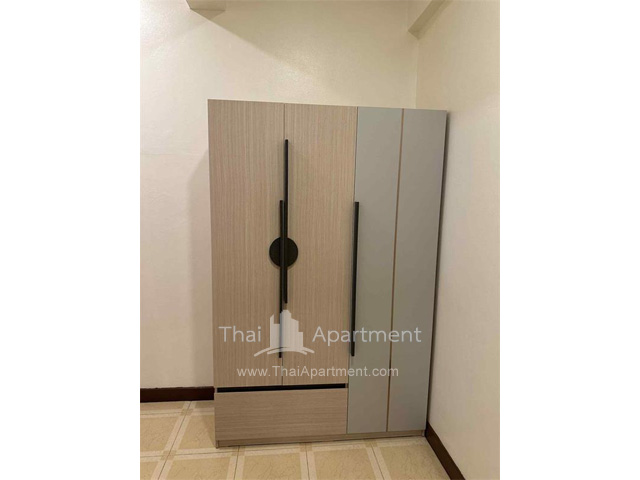Maha Apartment image 8