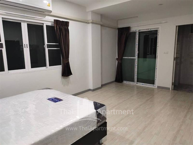 Room Rental (Near BTS Taksin) Chareonkrung 57 image 4