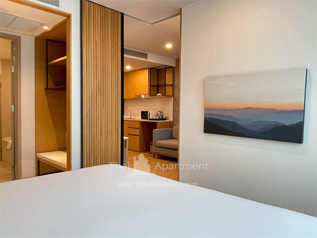 Arize Residence Sriracha image 5