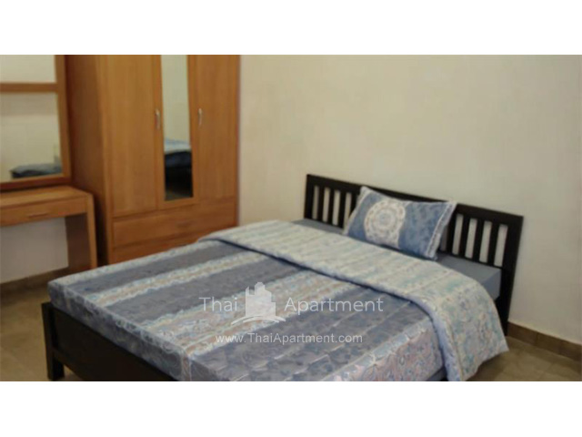 Monthly room for rent, Srinakarin Road image 3