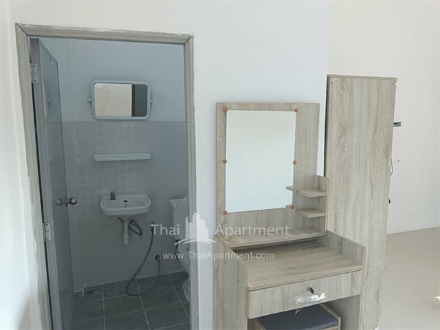 Mee-D Rasidence and House image 3