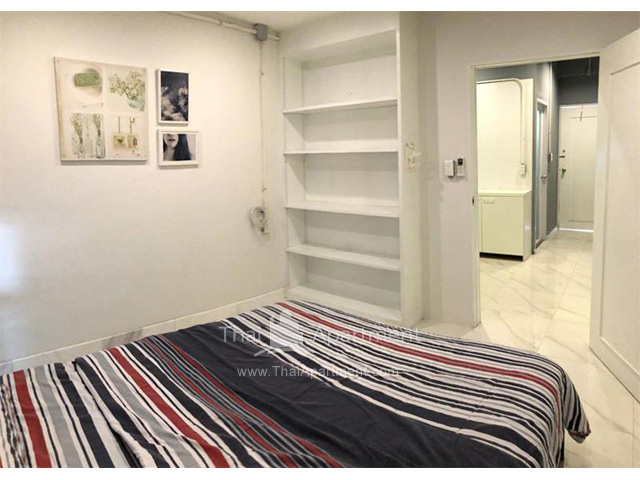 The Gallery S65 Serviced Apartment image 3