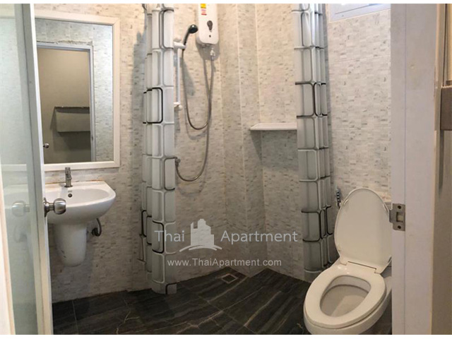 The Gallery S65 Serviced Apartment image 6