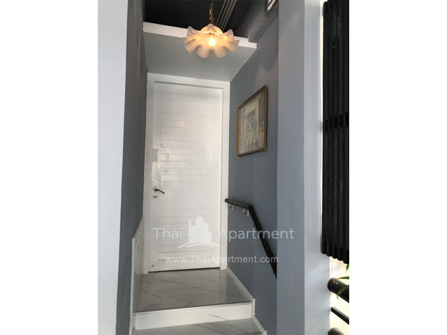 The Gallery S65 Serviced Apartment image 7