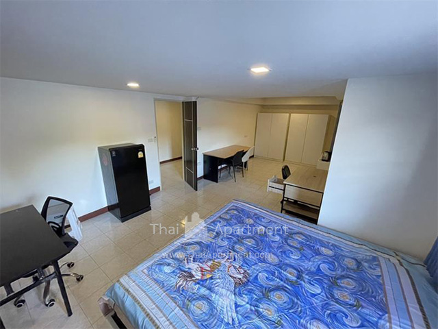 เอท เรสซิเดนซ์ image 3