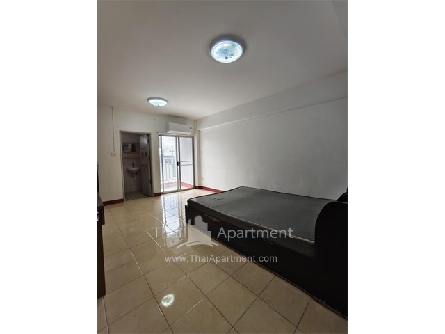 สุขสบายอพาร์ทเมนท์ รามอินทรา กม.8 มีระเบียงทุกห้อง ลมเย็นสบาย สงบเงียบ image 2