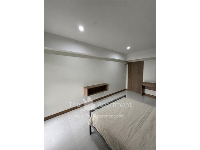 PP Residence image 4