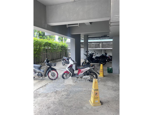 แอท ลาซาล อพาร์ทเม้นท์ image 10