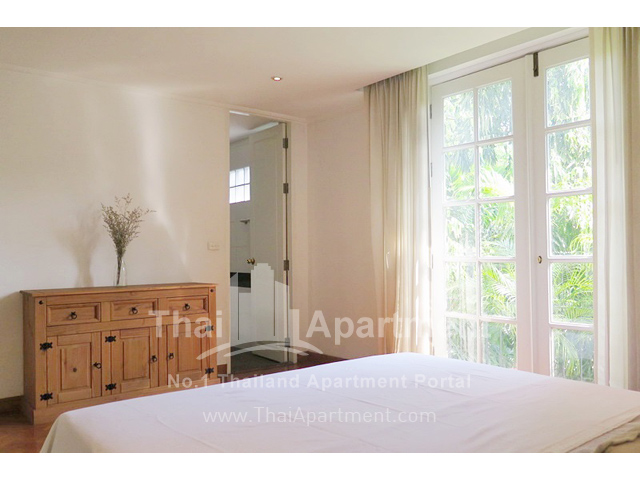 Navin Mansion image 11