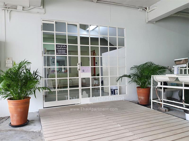 ฺฺBaanRim Ratchada Apartment image 11
