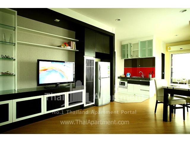 THE SUNRENO SERVICED APARTMENT  image 18