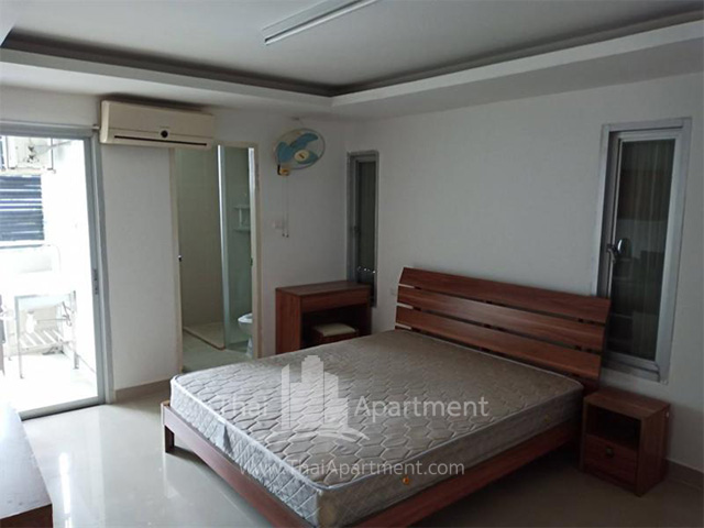UTD Apartments Sukhumvit Hotel & Residence image 4