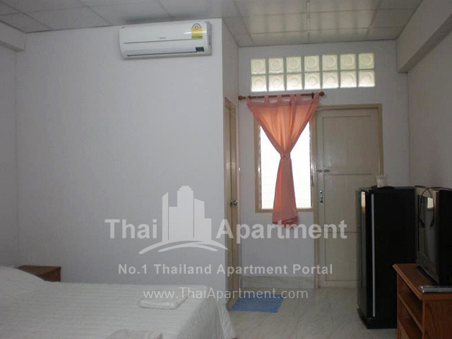 Thanaplace Apartment image 5
