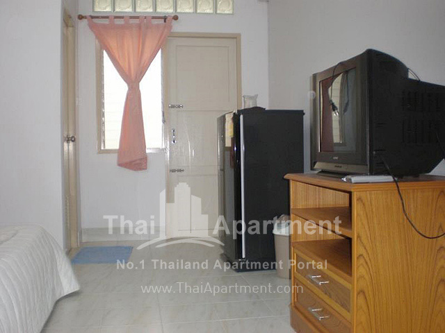 Thanaplace Apartment image 8