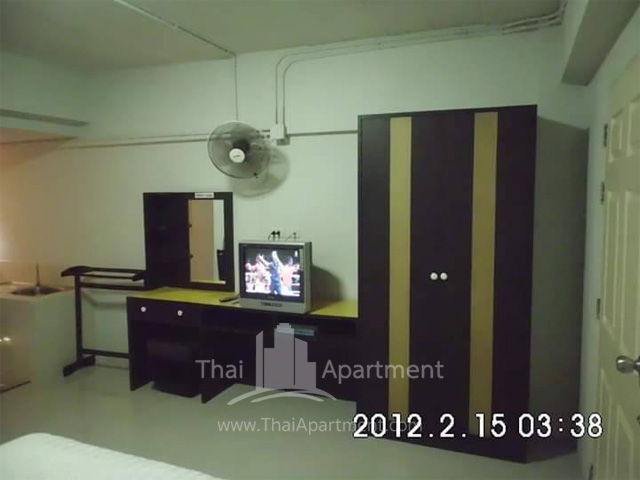 Chareon Apartment Hotel image 18