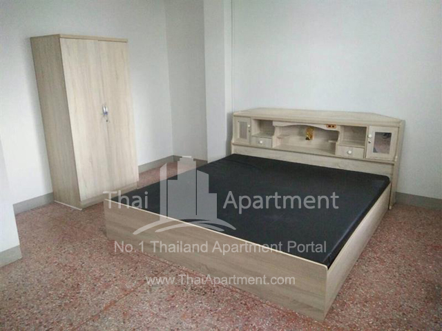 Thunyaphruet Apartment image 6