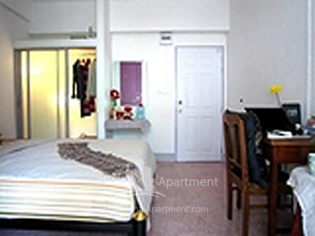 id8rooms image 3