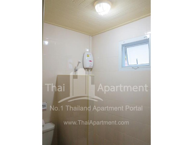Room  No.9 (Near MRT Huay Kwang) image 7