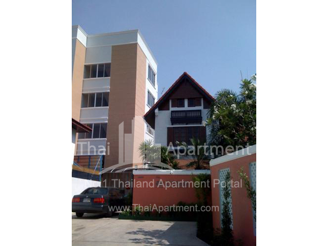 Sabaiday Apartment image 1