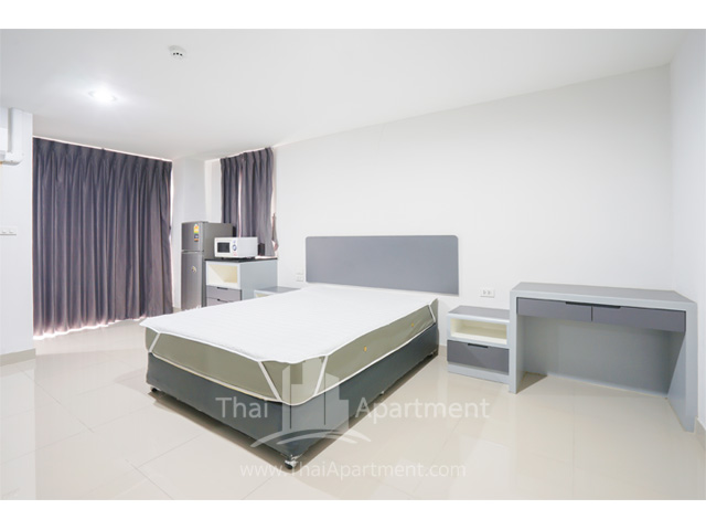 SK Grand Lumpini Apartment image 10
