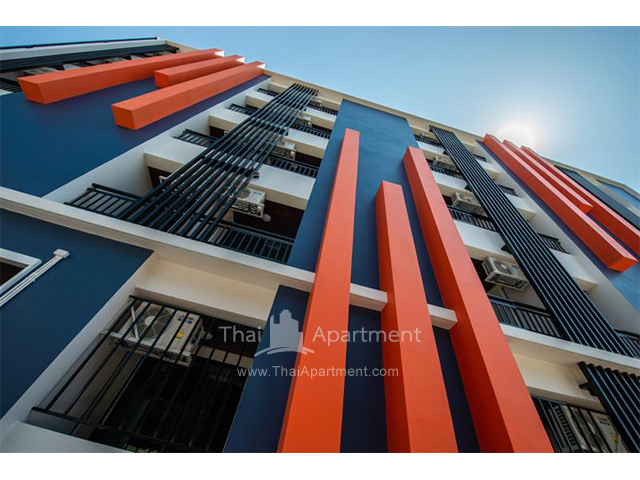 Saint View Residence (500 m BTS Surasak) image 6