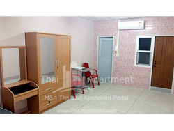 Sakon Apartment image 2