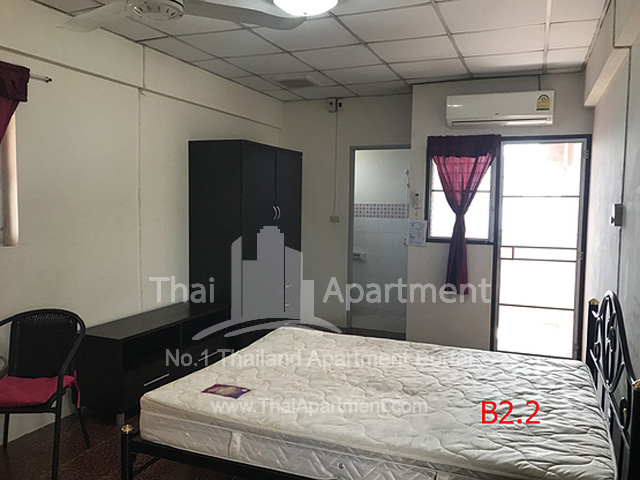 Baan Somdang Apartment image 2